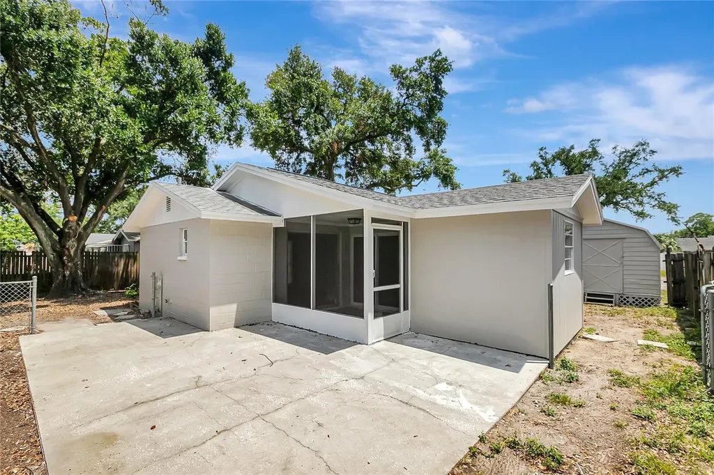 10215 Cutten Green Court Tampa FL 33615