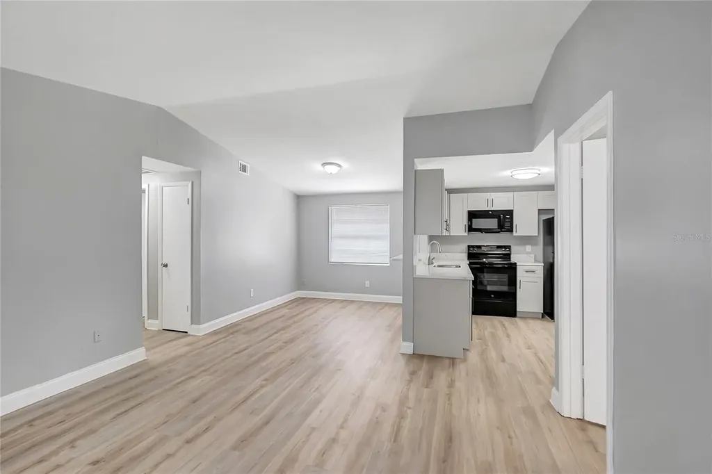 10215 Cutten Green Court Tampa FL 33615