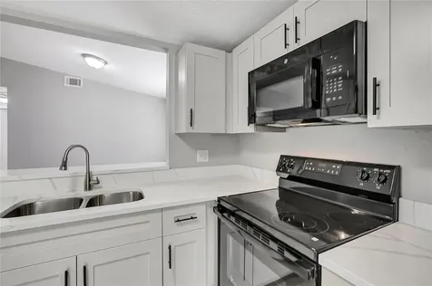 10215 Cutten Green Court Tampa FL 33615