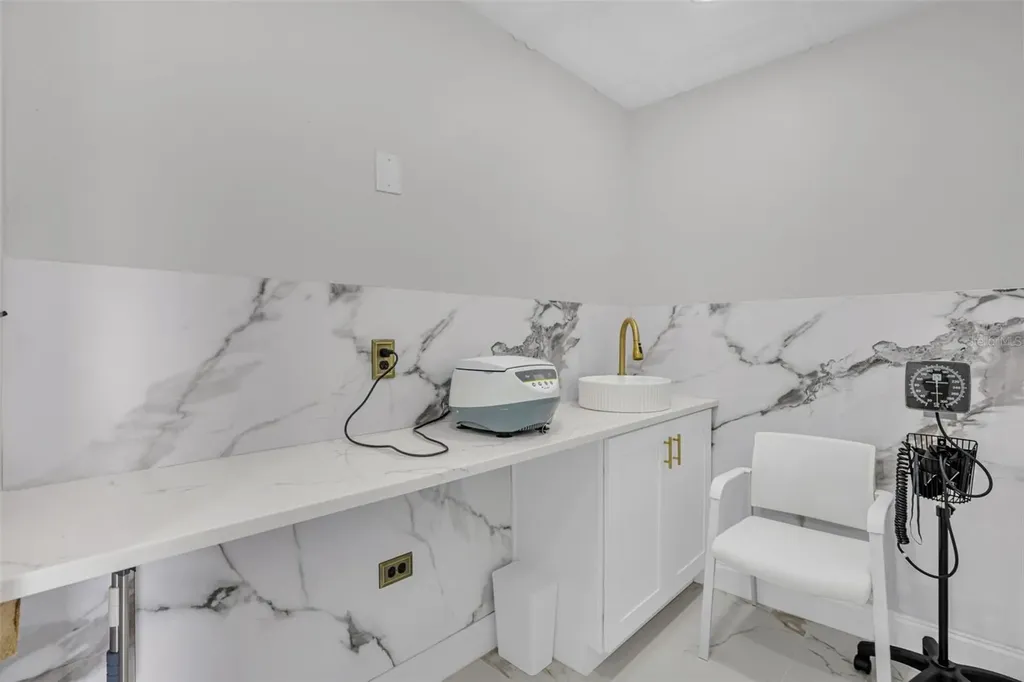 741 Maitland Avenue Altamonte Springs FL 32701