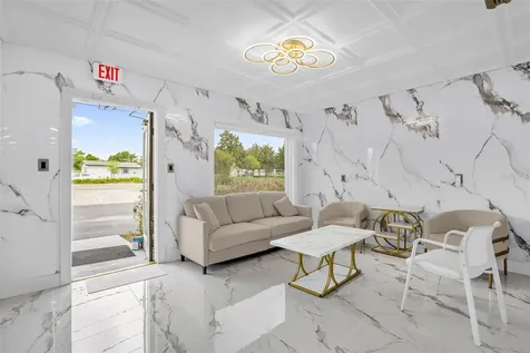 741 Maitland Avenue Altamonte Springs FL 32701