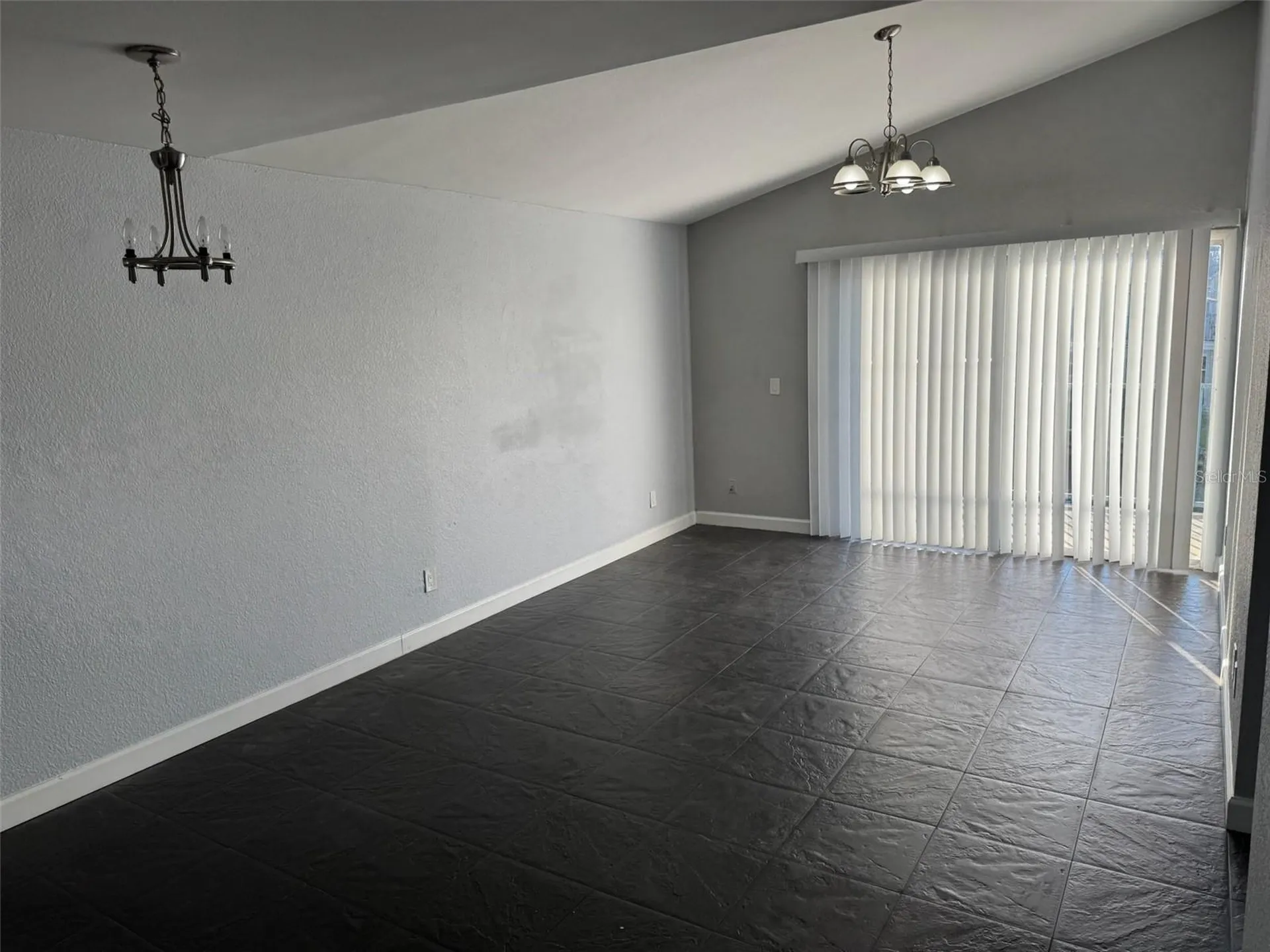 2568 Woodgate Boulevard Orlando FL 32822