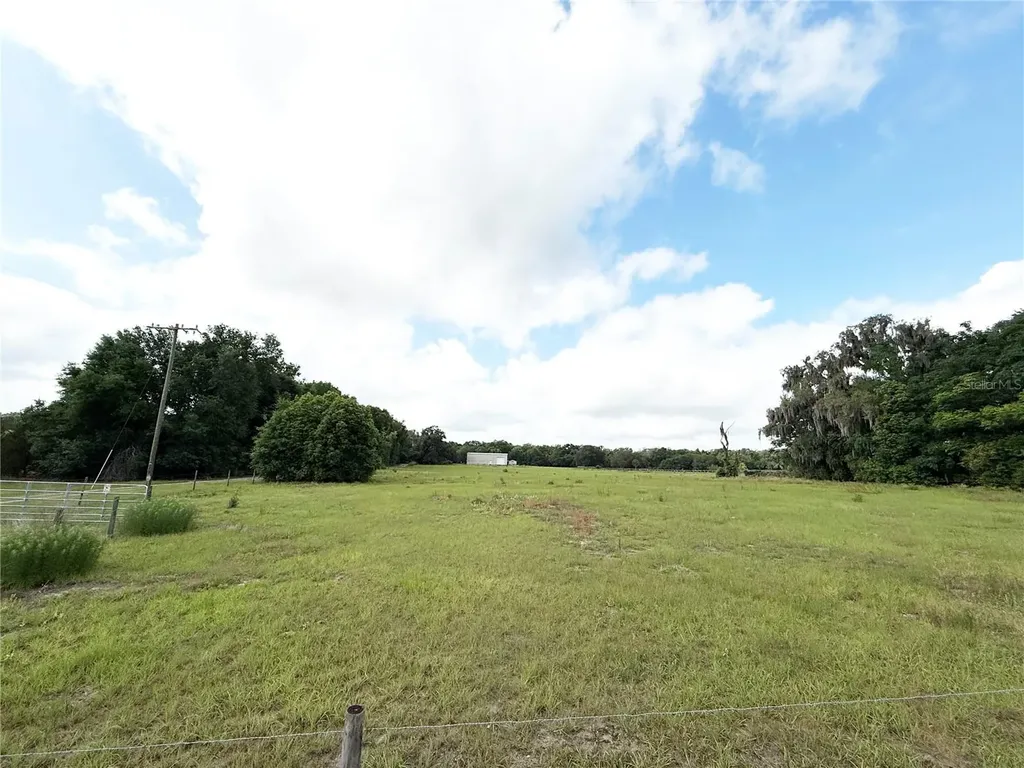 SE Sunset Harbor Road Weirsdale FL 32195