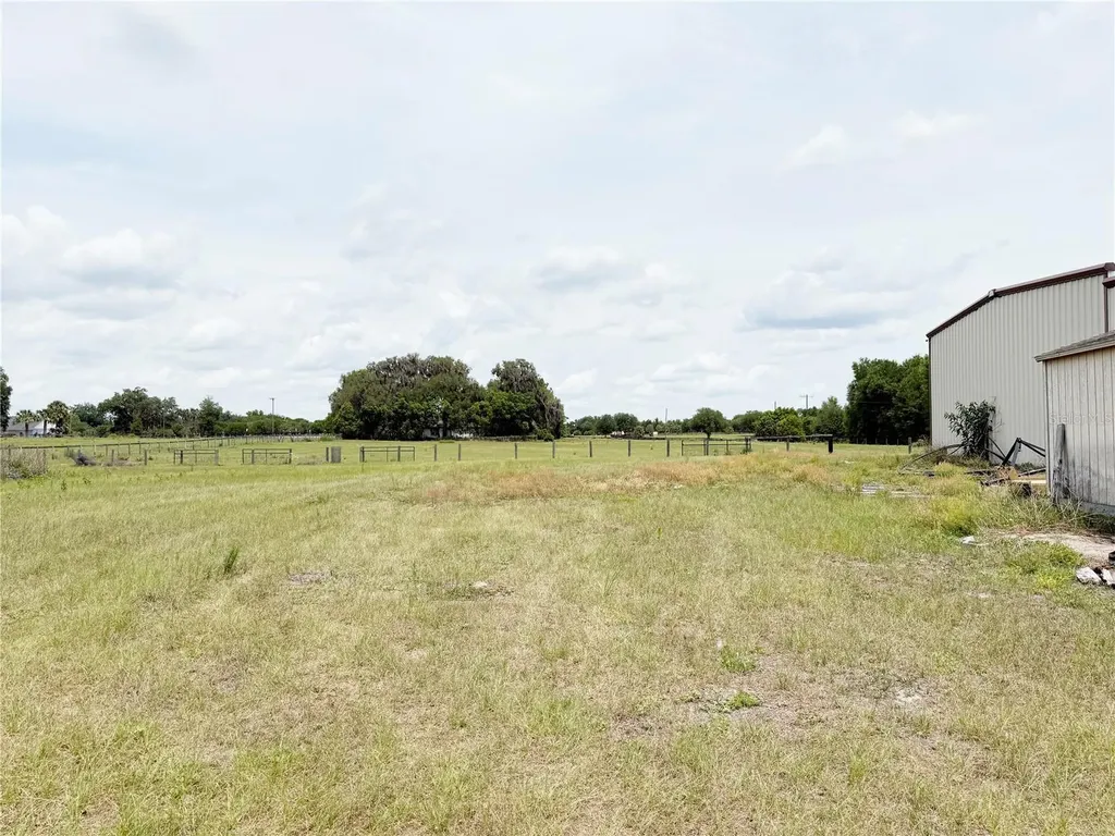 SE Sunset Harbor Road Weirsdale FL 32195
