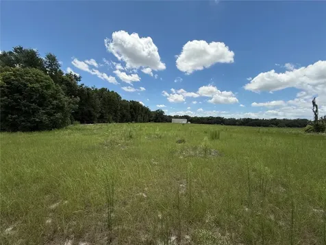 SE Sunset Harbor Road Weirsdale FL 32195
