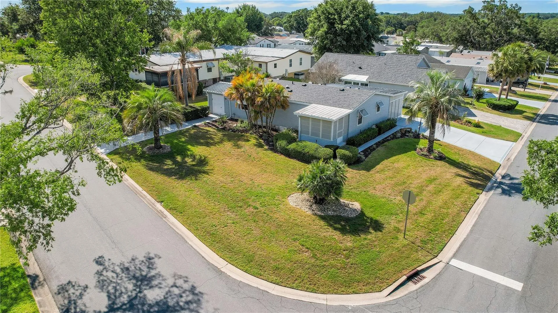 1202 Pompano Lane The Villages FL 32159