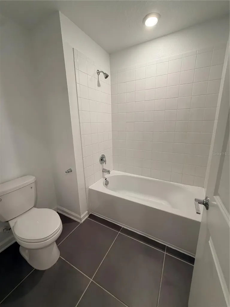 926 Jackson Avenue Davenport FL 33837