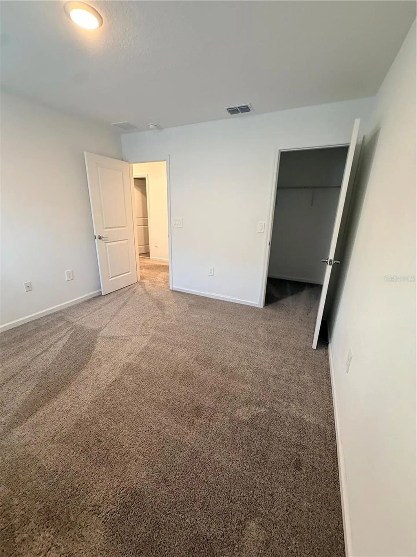 926 Jackson Avenue Davenport FL 33837