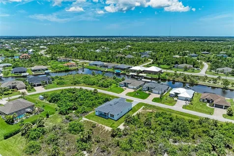 8147 Tracy Circle Port Charlotte FL 33981