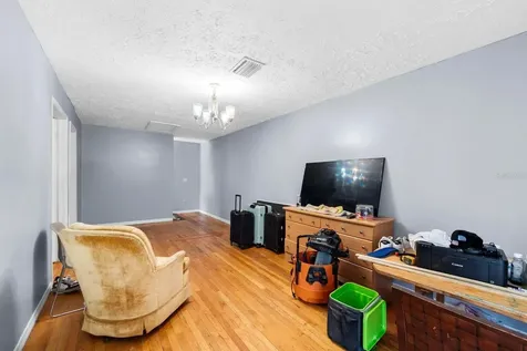 4624 N Hubert Avenue Tampa FL 33614