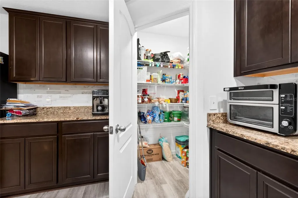 6647 Redbay Drive Brooksville FL 34602