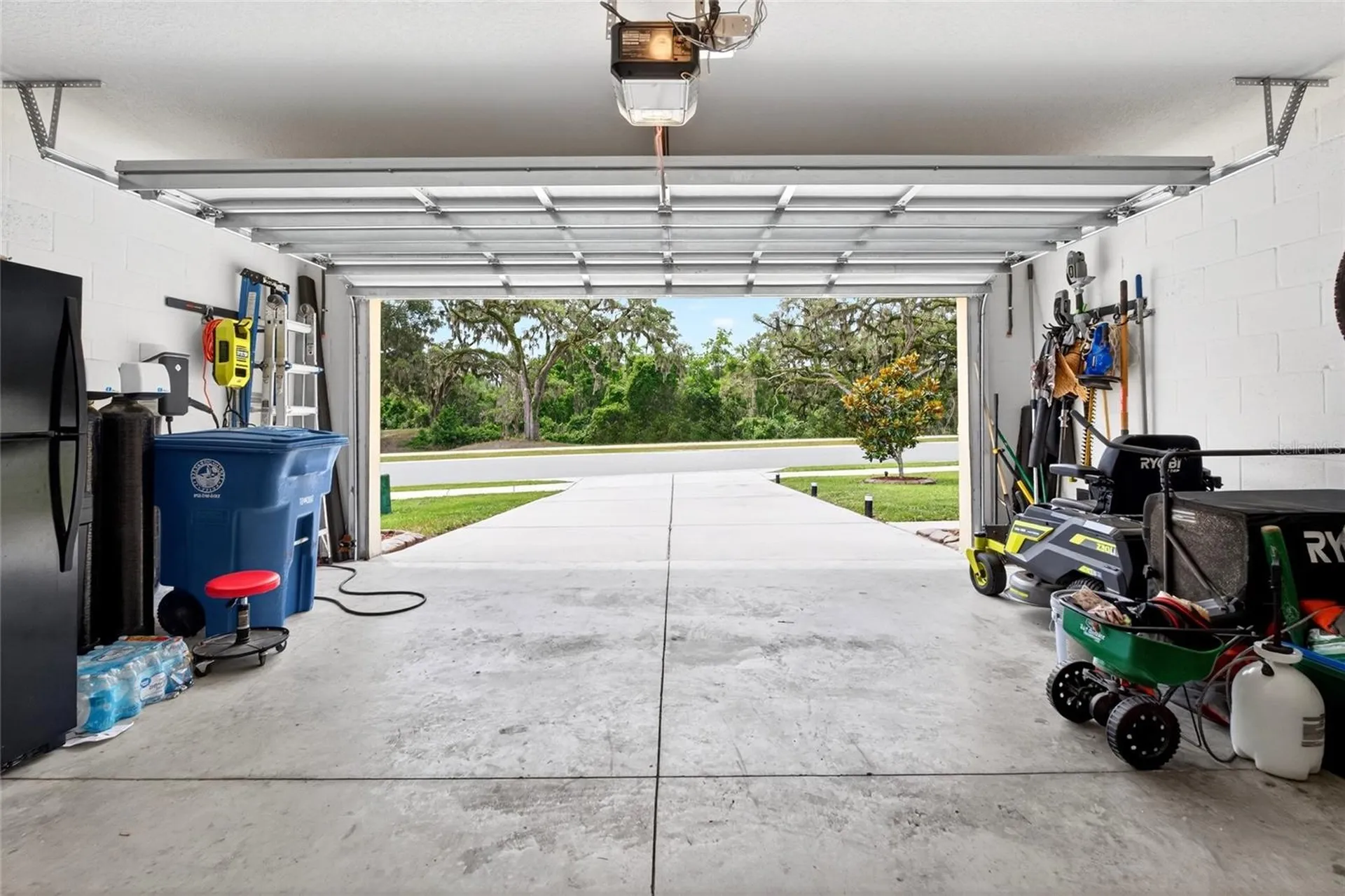 6647 Redbay Drive Brooksville FL 34602