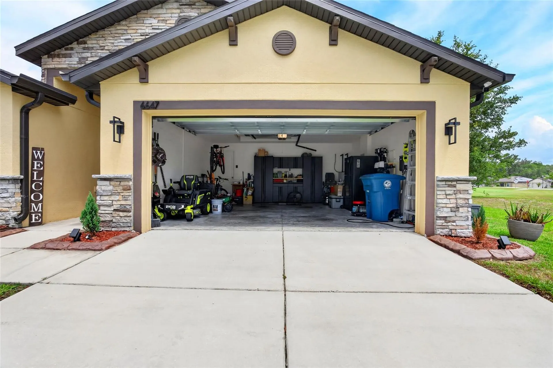 6647 Redbay Drive Brooksville FL 34602
