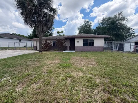 1057 Fort Smith Boulevard Deltona FL 32725