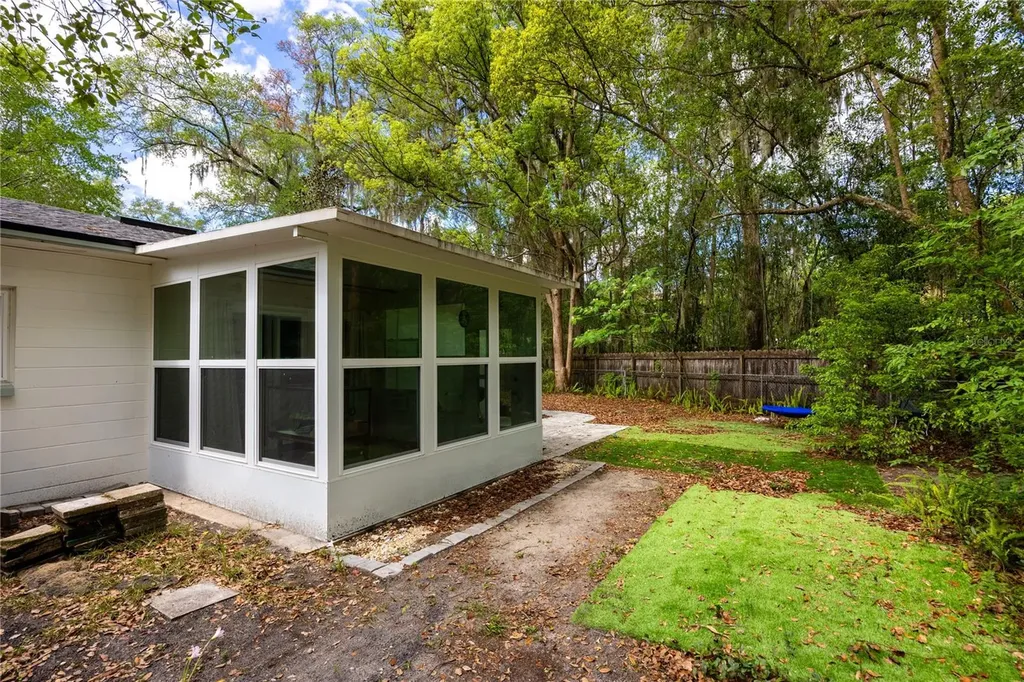 4107 NW 19th Terrace Gainesville FL 32605