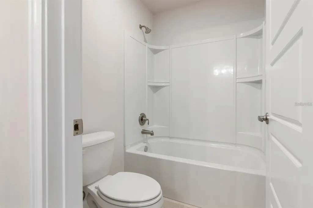 18 Renmont Place Palm Coast FL 32164