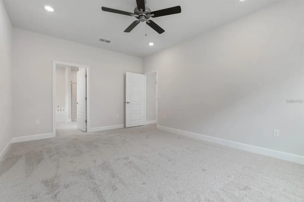 18 Renmont Place Palm Coast FL 32164