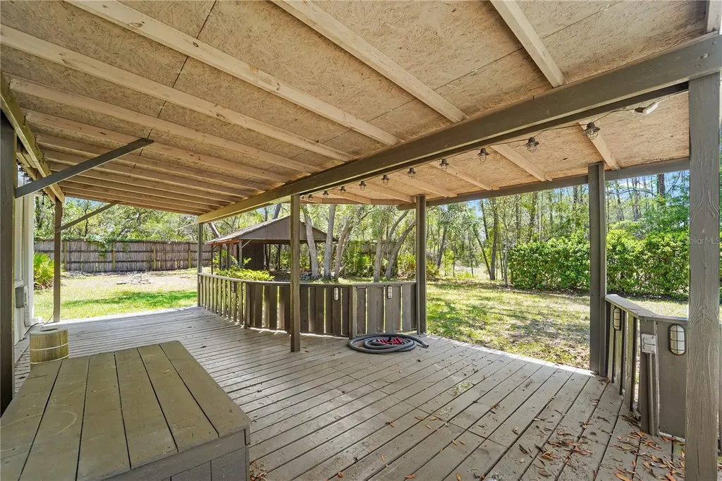 9183 Nightingale Road Weeki Wachee FL 34613