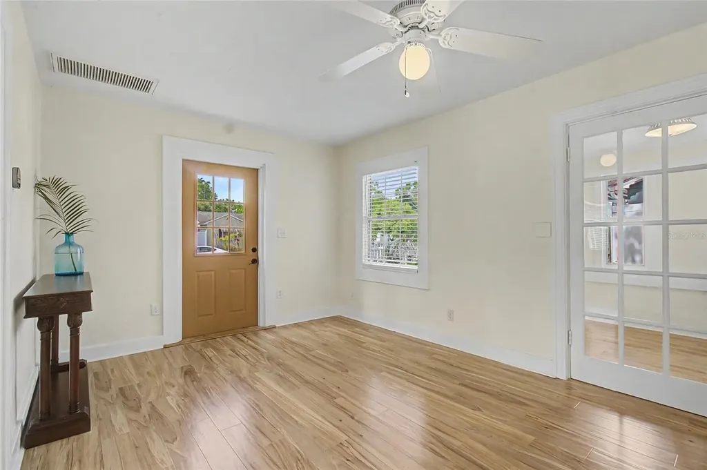 3936 3rd Avenue N St Petersburg FL 33713