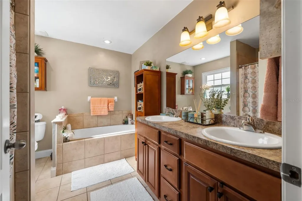 25137 SW 18th Avenue Newberry FL 32669