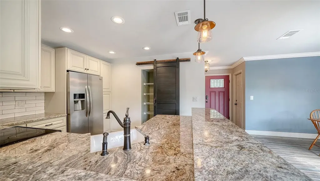 361 Bearded Oaks Circle Sarasota FL 34232