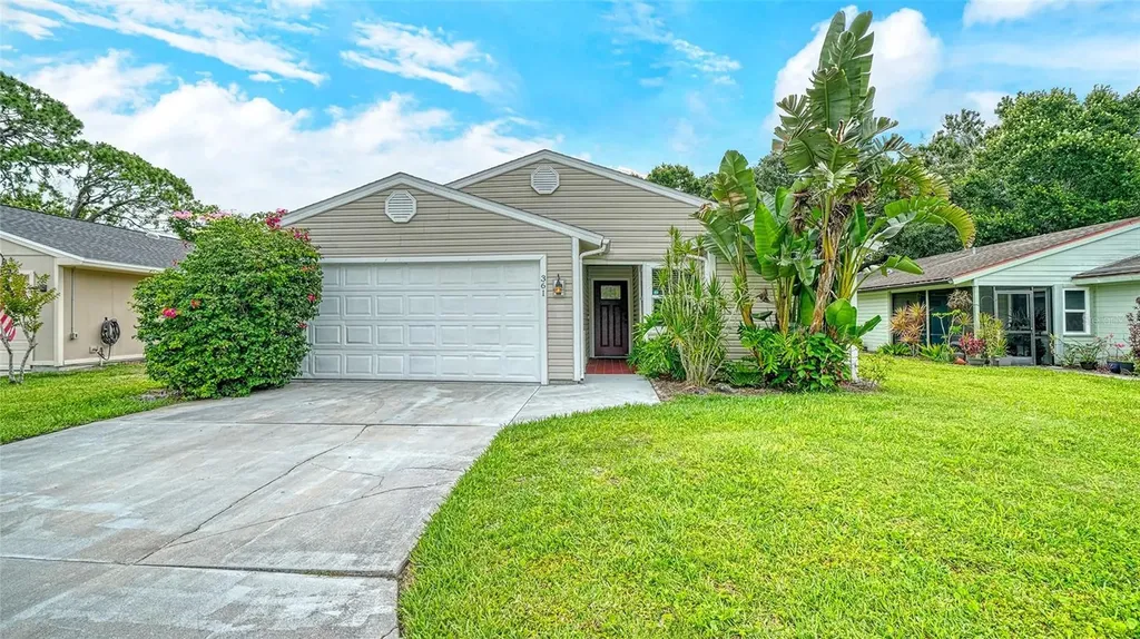 361 Bearded Oaks Circle Sarasota FL 34232