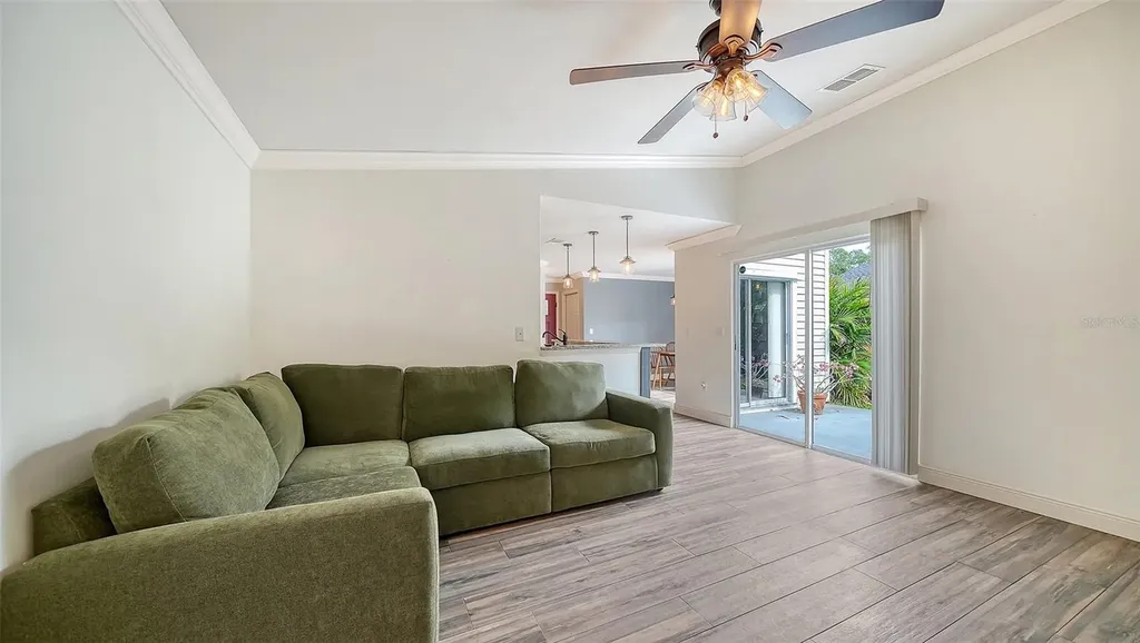 361 Bearded Oaks Circle Sarasota FL 34232