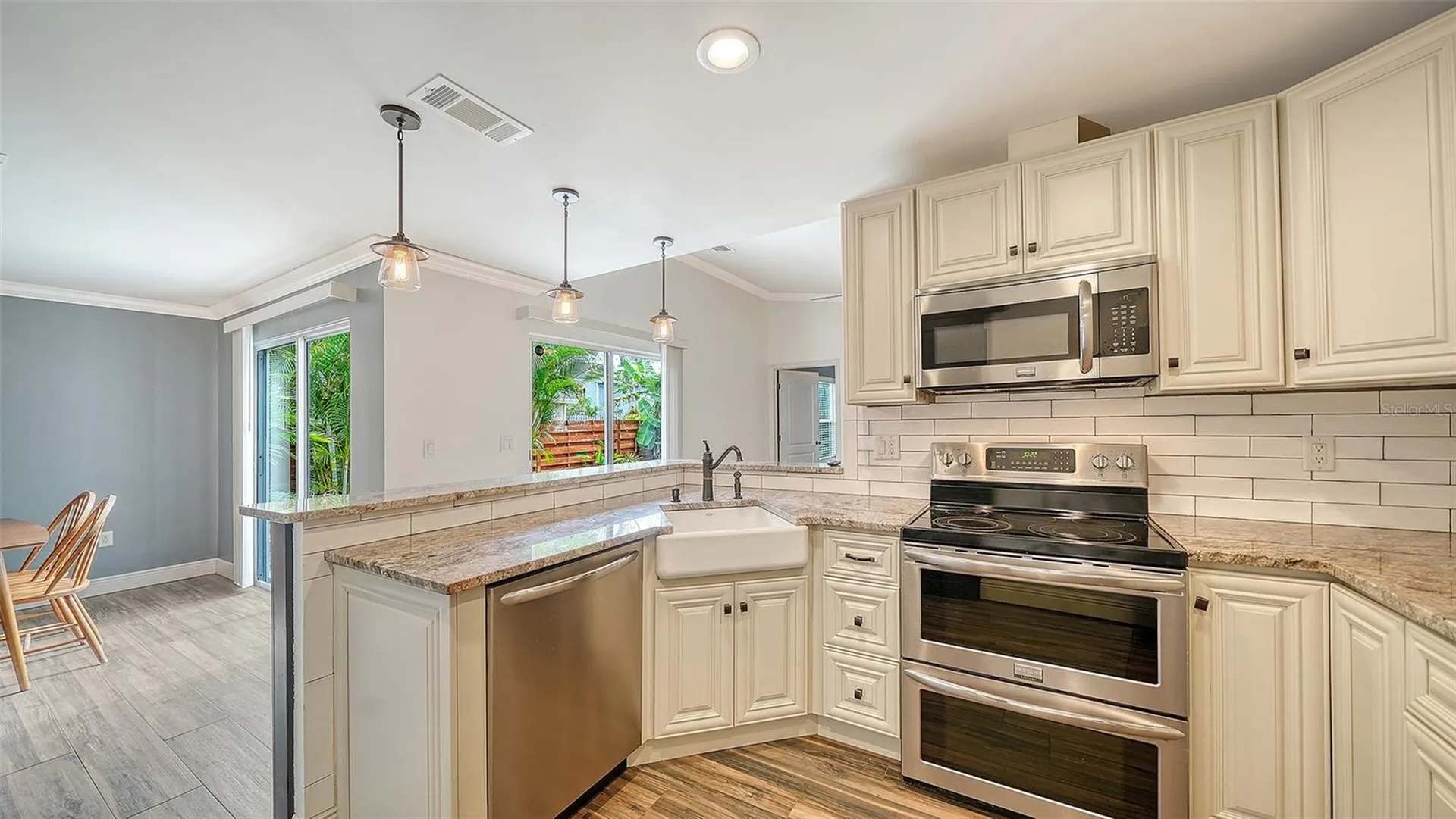 361 Bearded Oaks Circle Sarasota FL 34232