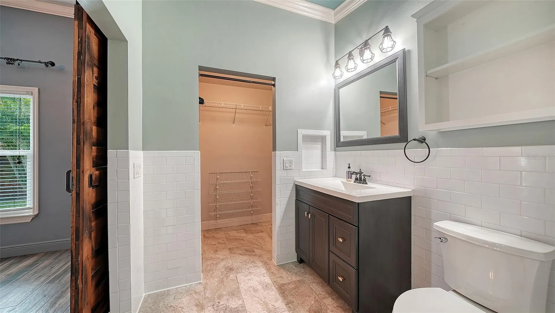 361 Bearded Oaks Circle Sarasota FL 34232
