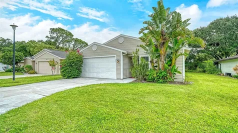 361 Bearded Oaks Circle Sarasota FL 34232
