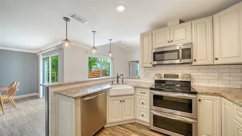 361 Bearded Oaks Circle Sarasota FL 34232