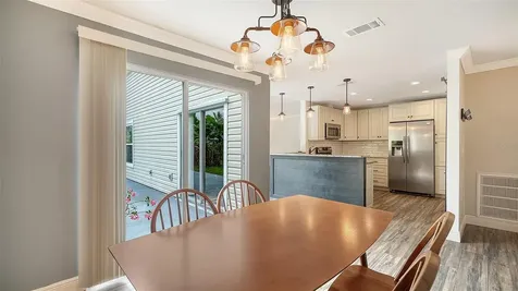 361 Bearded Oaks Circle Sarasota FL 34232