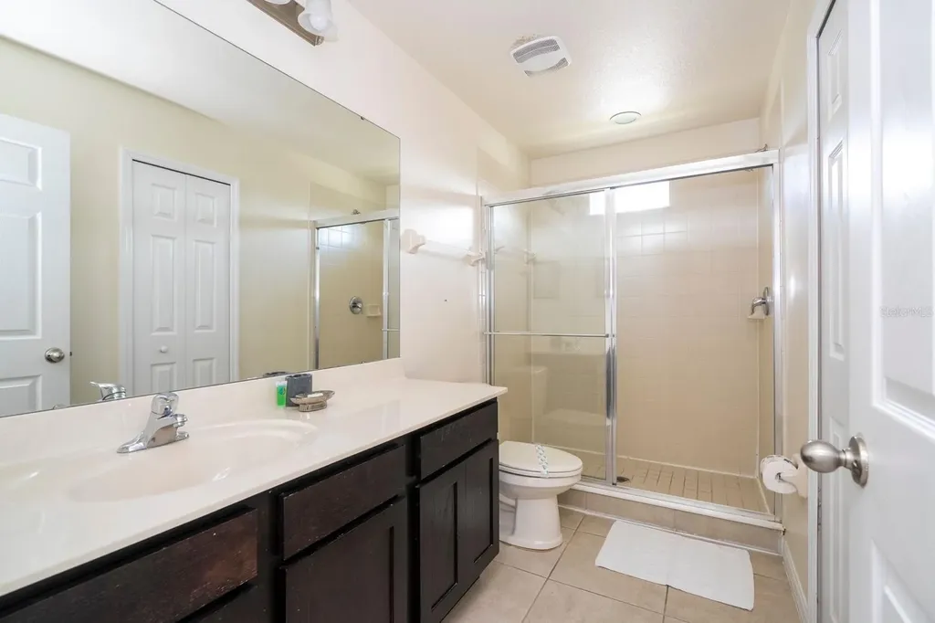 2625 Santosh Cove Kissimmee FL 34746