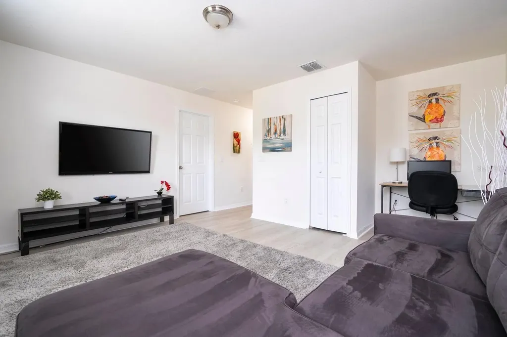 2625 Santosh Cove Kissimmee FL 34746