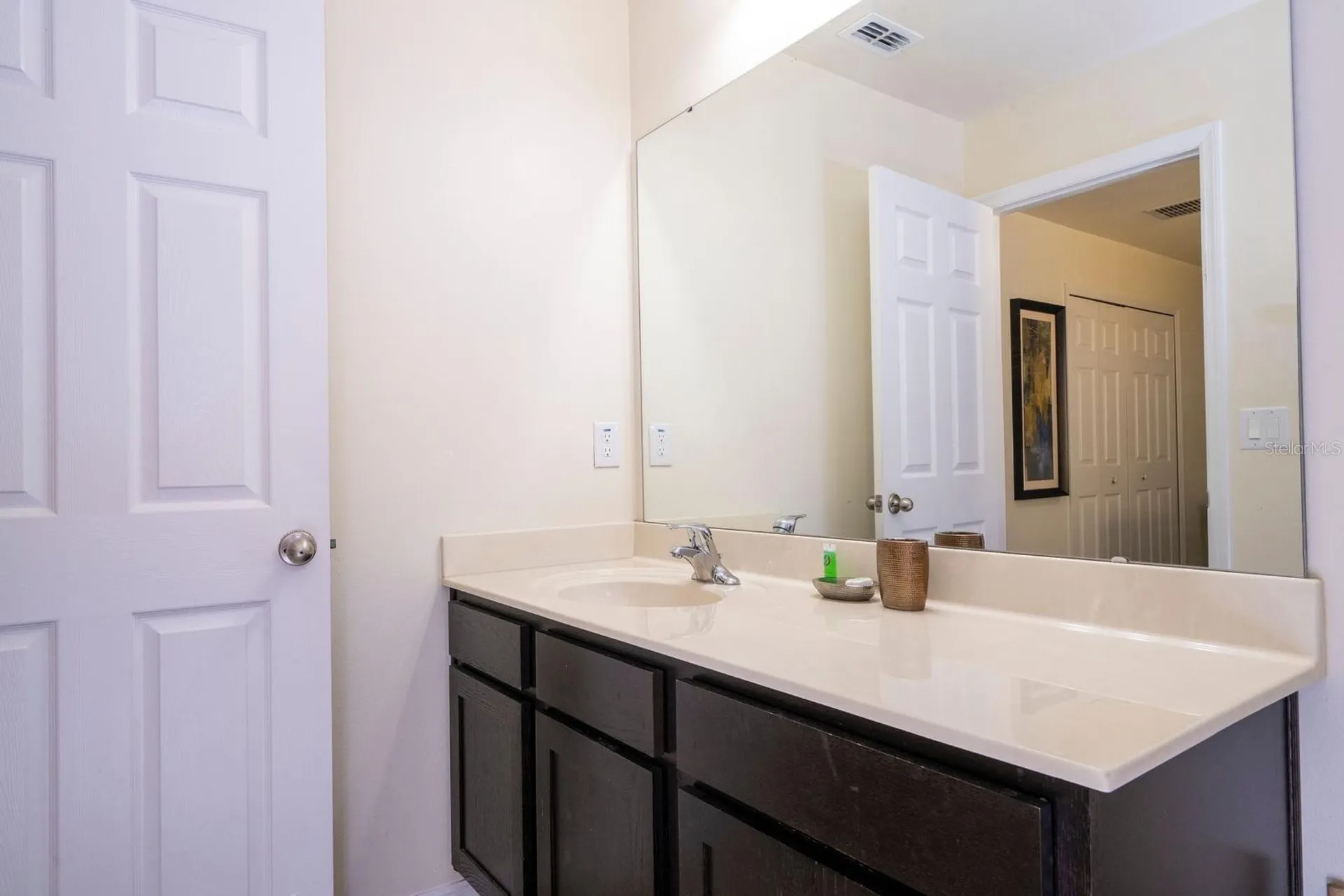 2625 Santosh Cove Kissimmee FL 34746