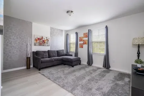 2625 Santosh Cove Kissimmee FL 34746