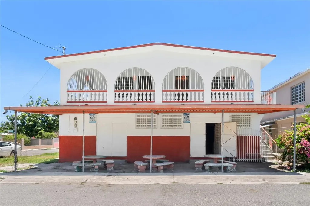 638 Calle B Com. Serrano Juana Diaz PR 00795