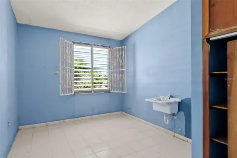 638 Calle B Com. Serrano Juana Diaz PR 00795
