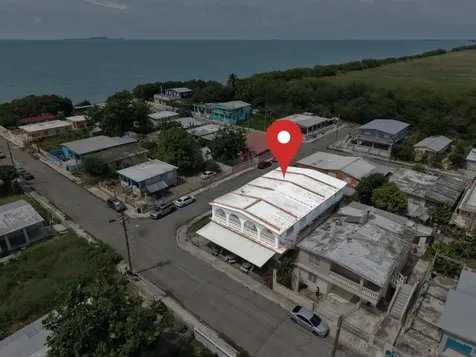 638 Calle B Com. Serrano Juana Diaz PR 00795
