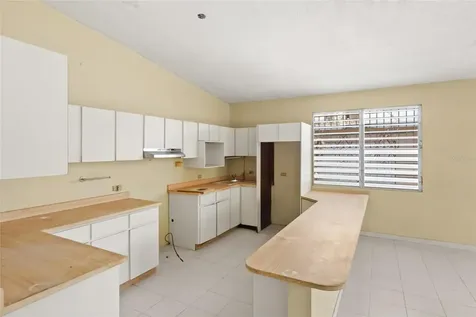 638 Calle B Com. Serrano Juana Diaz PR 00795