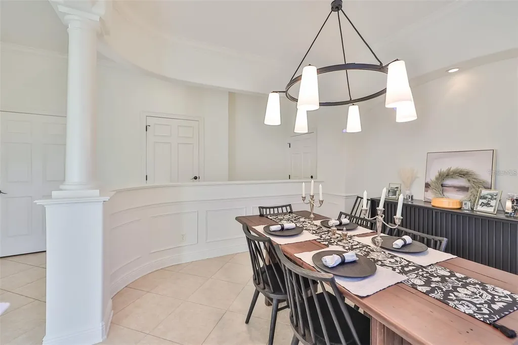 602 Saxony Boulevard St Petersburg FL 33716