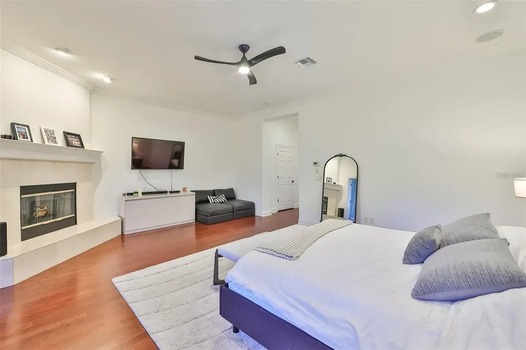 602 Saxony Boulevard St Petersburg FL 33716