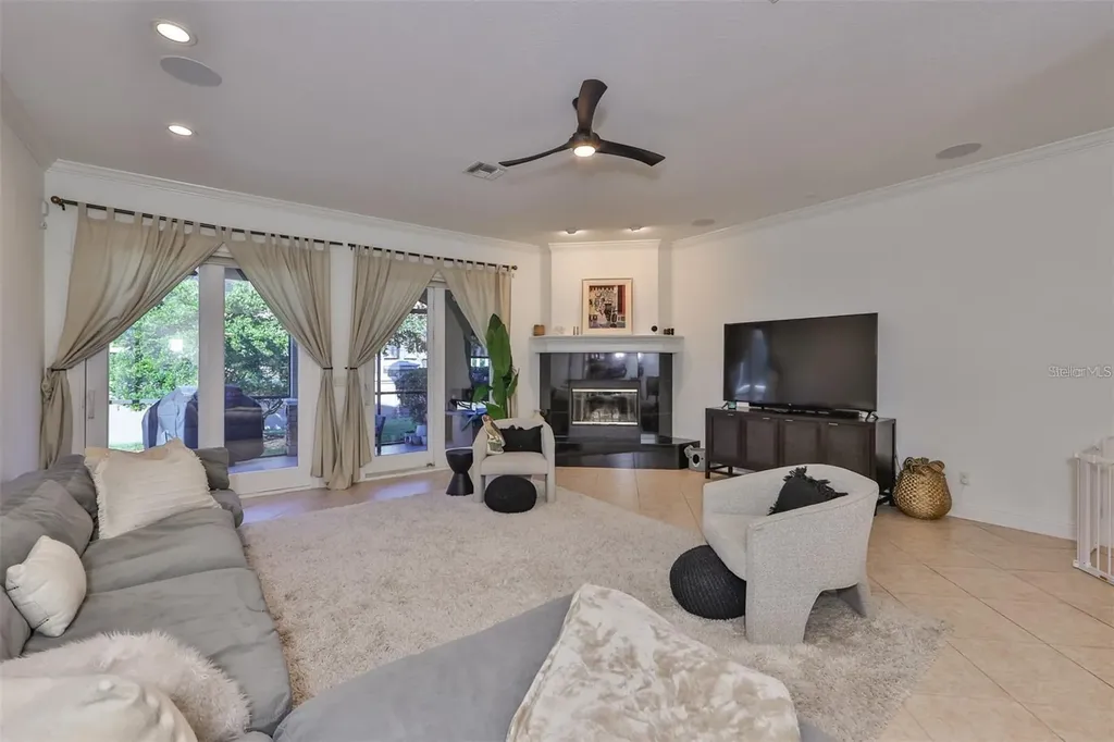 602 Saxony Boulevard St Petersburg FL 33716
