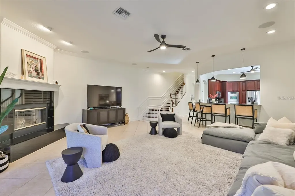 602 Saxony Boulevard St Petersburg FL 33716