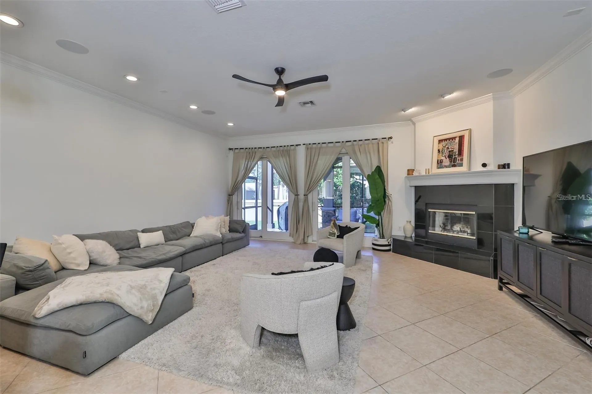602 Saxony Boulevard St Petersburg FL 33716