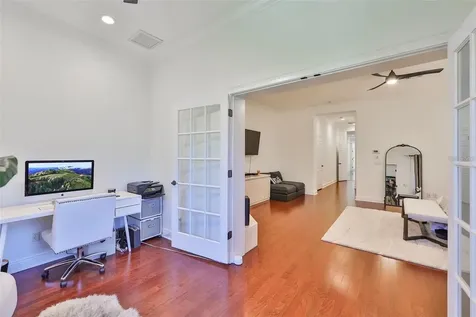 602 Saxony Boulevard St Petersburg FL 33716
