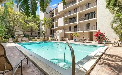 105 4th Avenue NE St Petersburg FL 33701