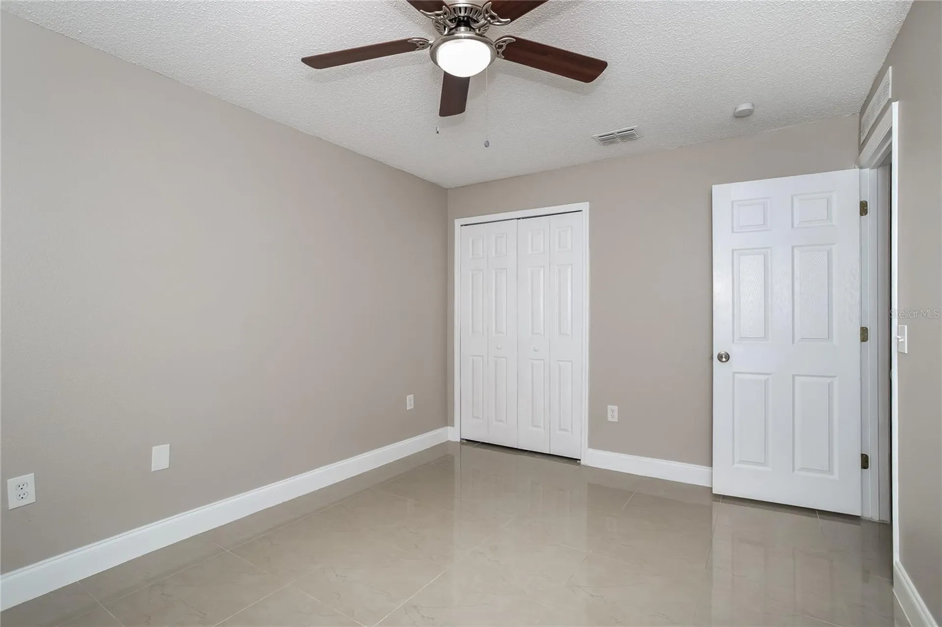 1118 Chesterfield Court Kissimmee FL 34758