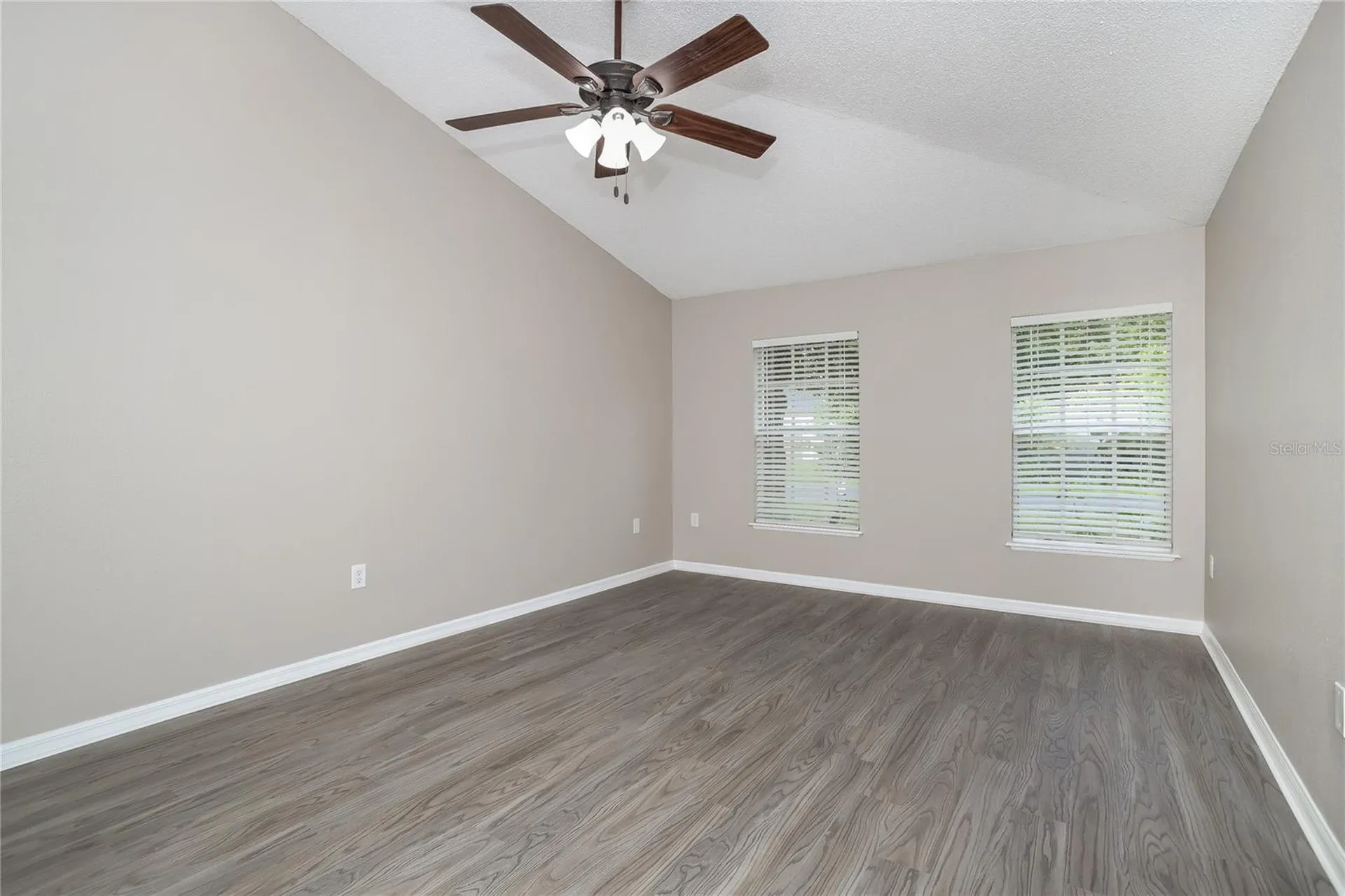 1118 Chesterfield Court Kissimmee FL 34758