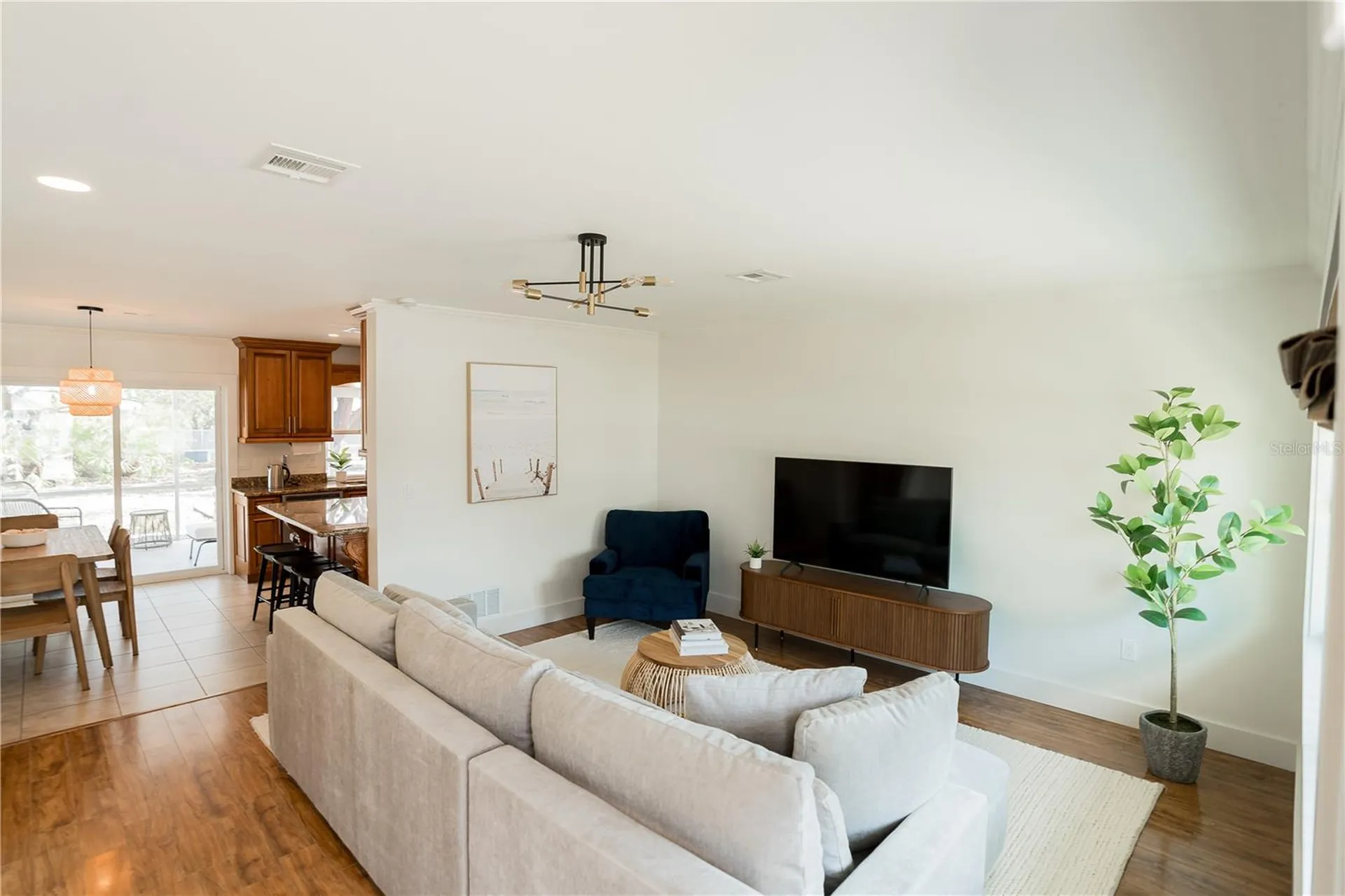 639 Michigan Avenue Englewood FL 34223